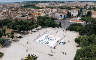Stitch, l’esperimento 626 alla Terrazza del Pincio a Roma.jpg